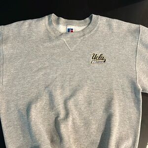Men’s medium sweatshirt